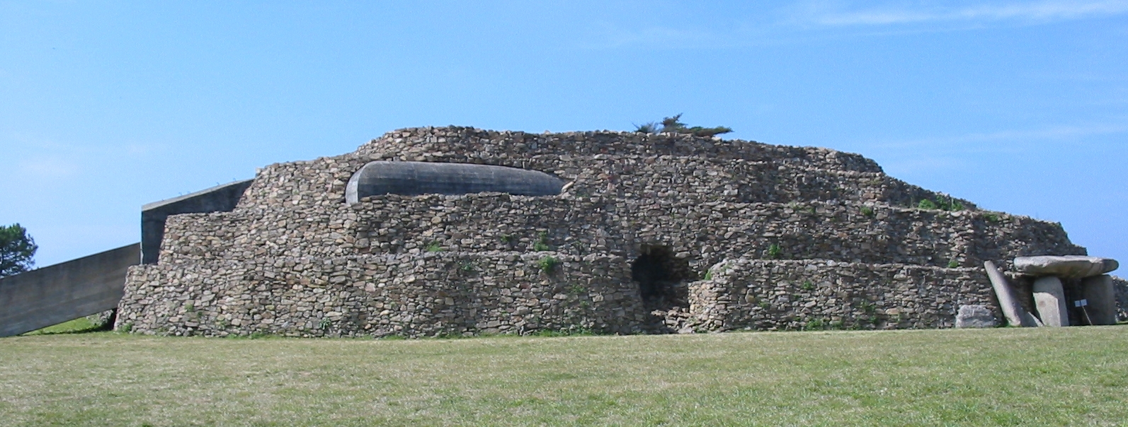 Petit_Mont_Cairn_Arzon.jpg